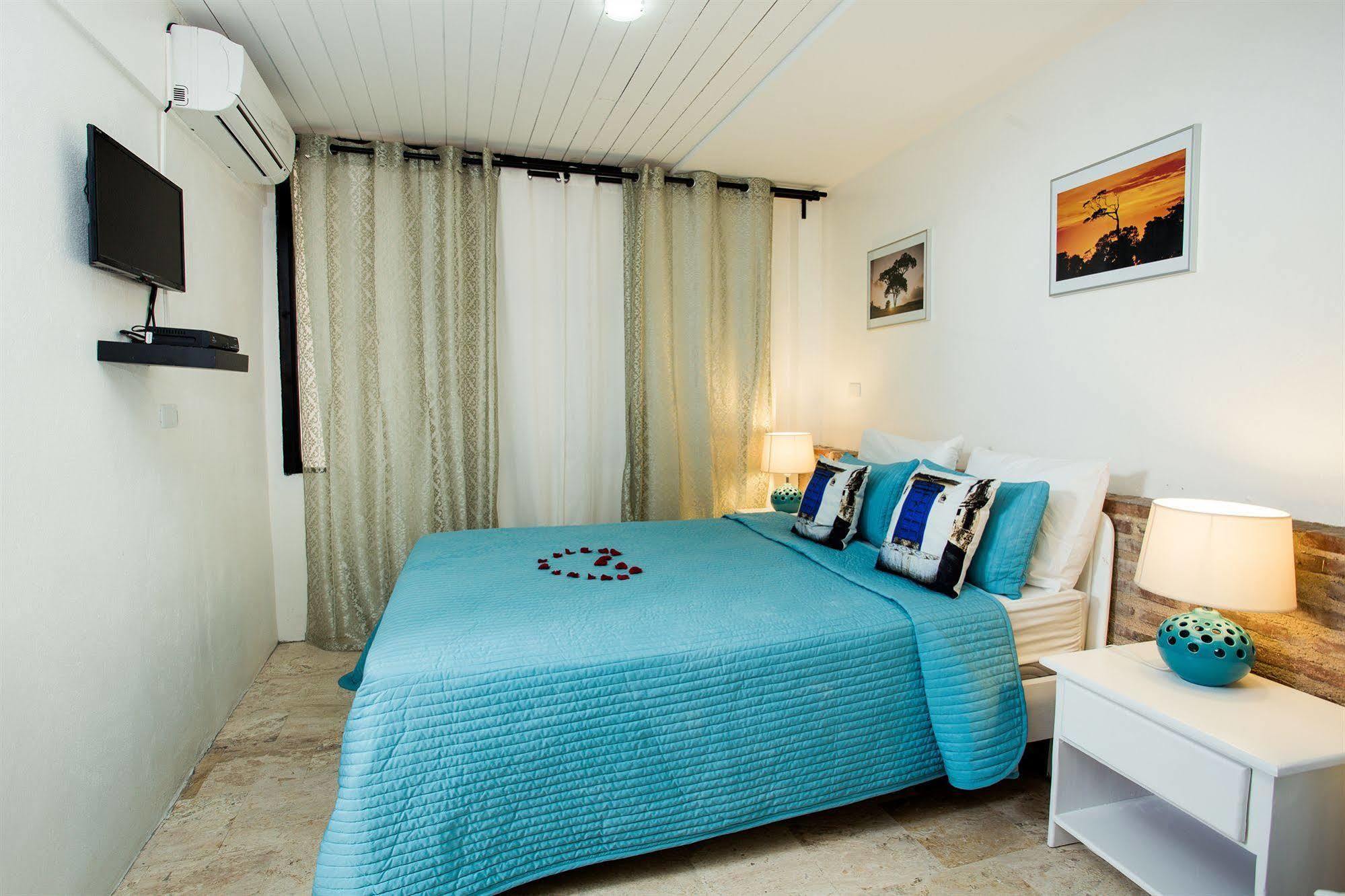 Hotel Portes 9 Σάντο Ντομίγκο Εξωτερικό φωτογραφία