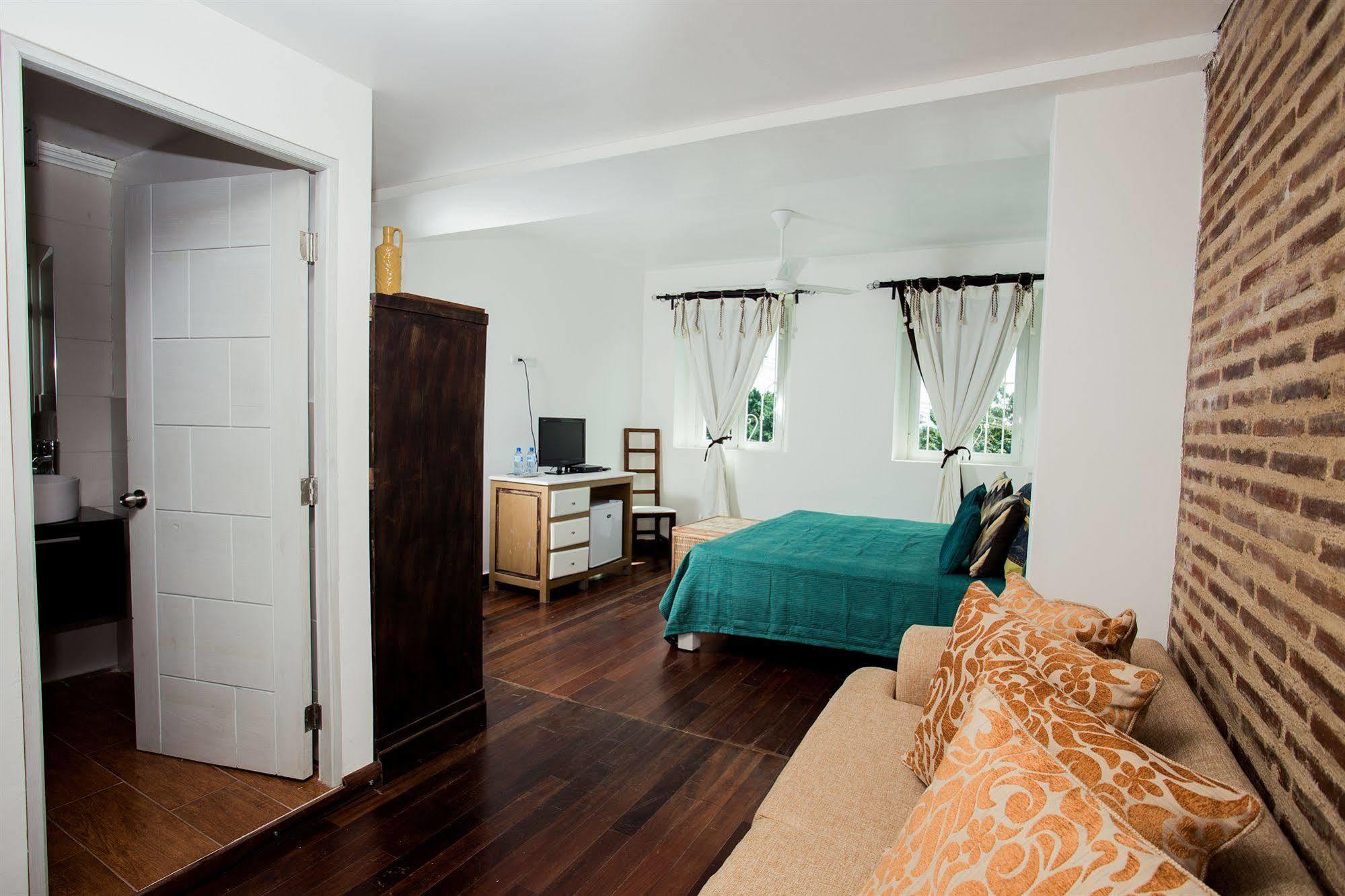 Hotel Portes 9 Σάντο Ντομίγκο Εξωτερικό φωτογραφία